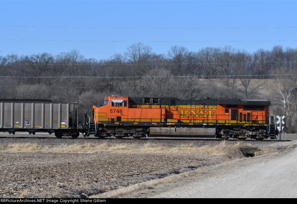 BNSF 5746 Roster shot.